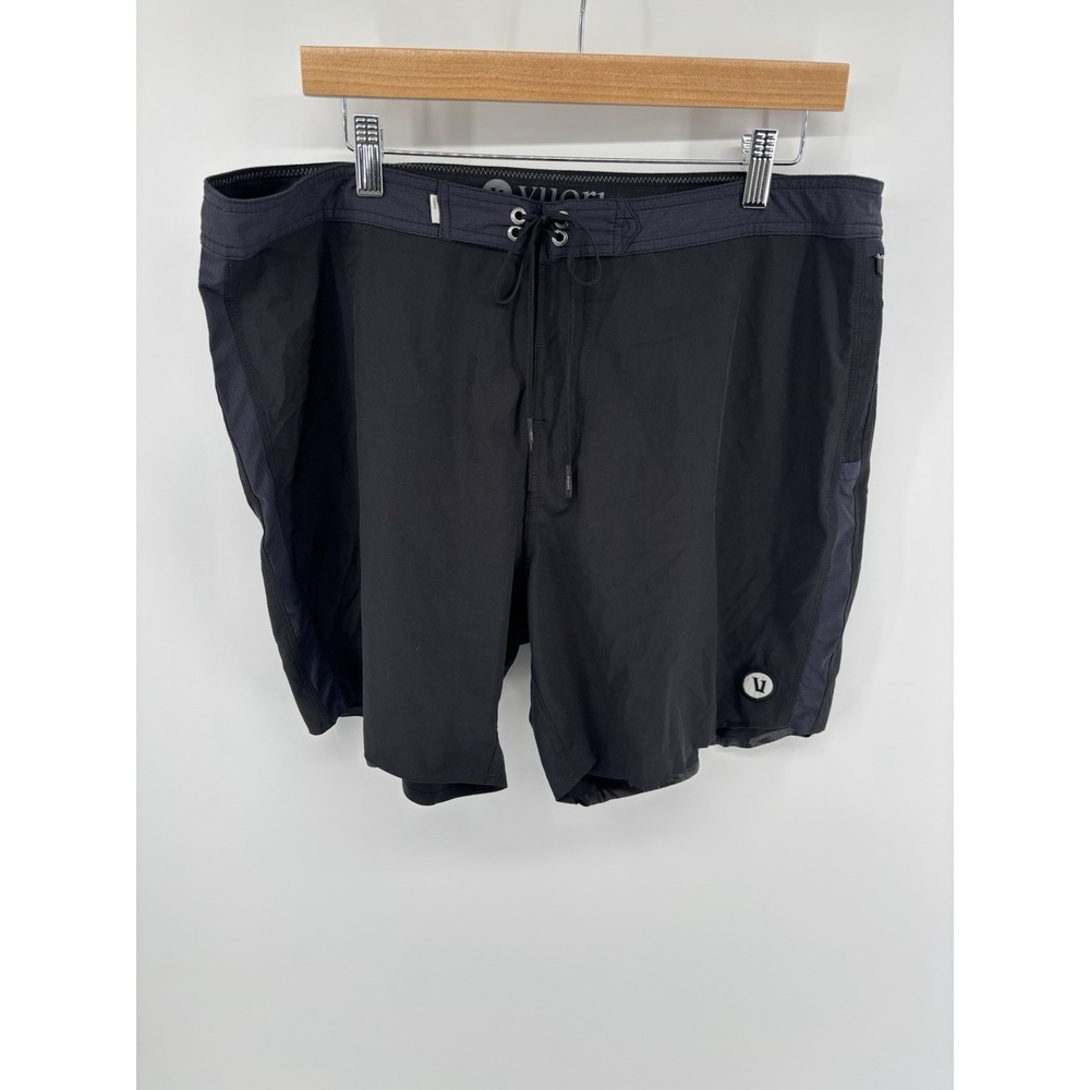 Vuori Peak Board Shorts Sz 36 Black Drawstring Swimming Trunks Performance **
